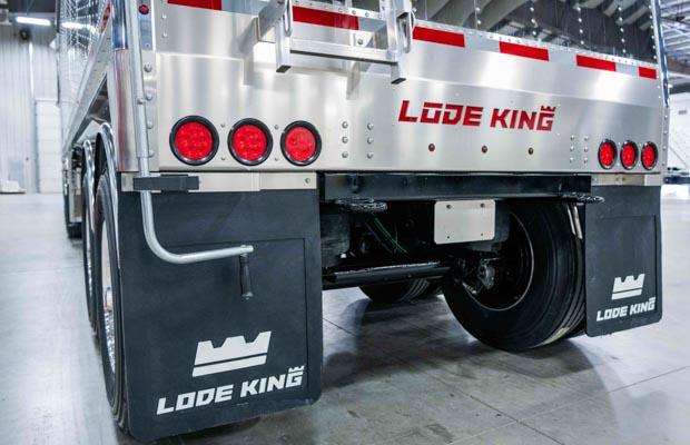 Distinction Aluminum Hopper Trailers - Photos - Lode King